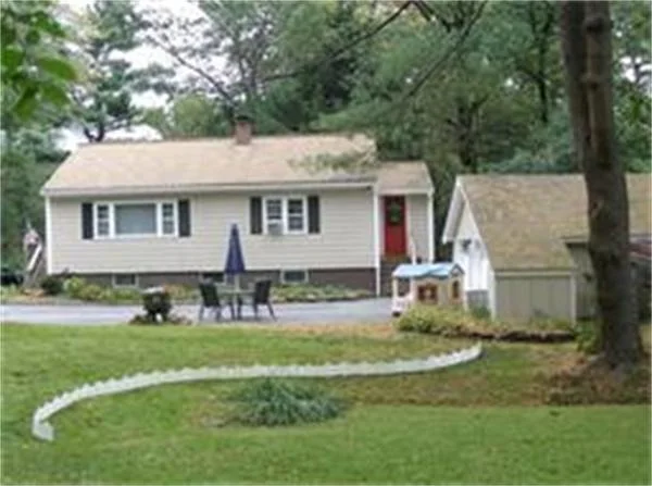 Photo of 9 Marshbrook Rd
