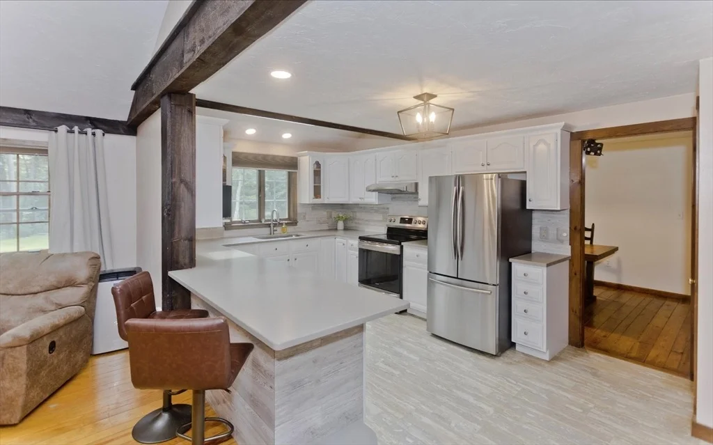 Photo of 4 Caroline Cir