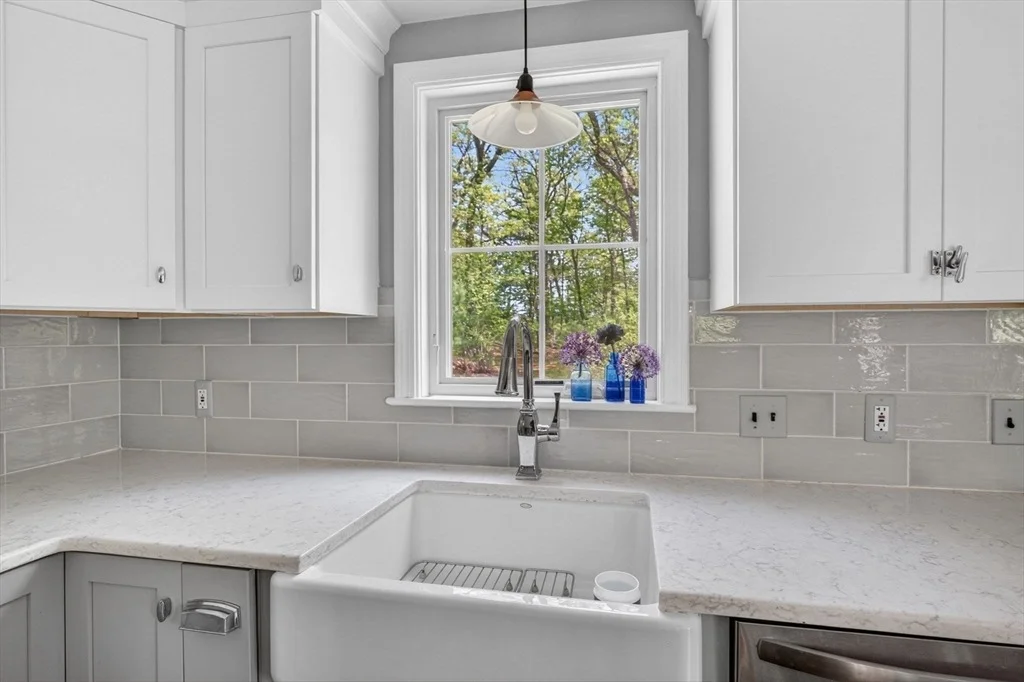 Photo of 55 Lake Rd