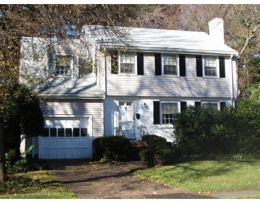 Photo of 64 Fairfield St