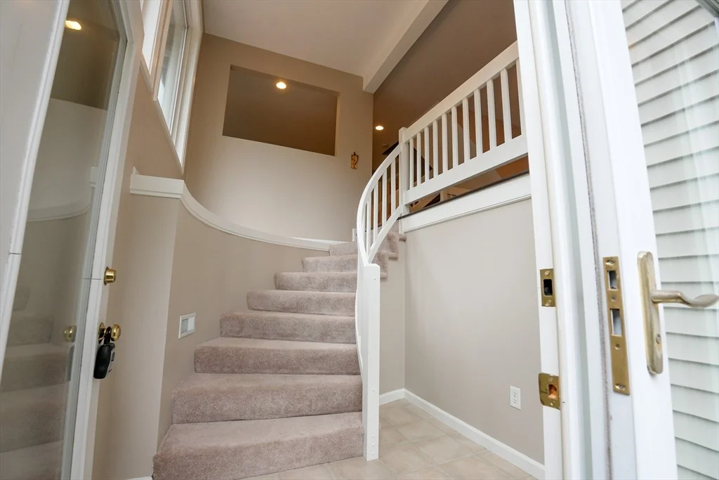 Photo of Unit 291 at 291 Captain Eames Cir
