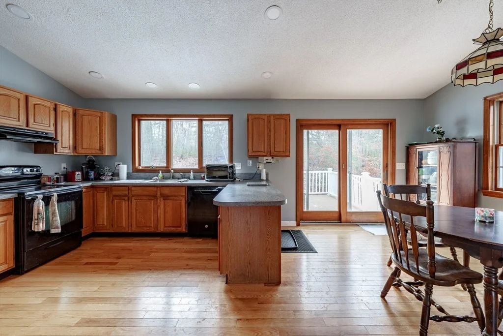 Photo of 76 Coffey Hill Rd