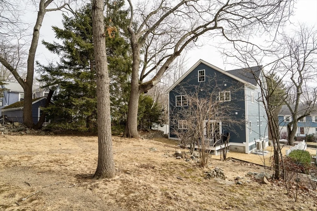 Photo of 18 Hillcrest St