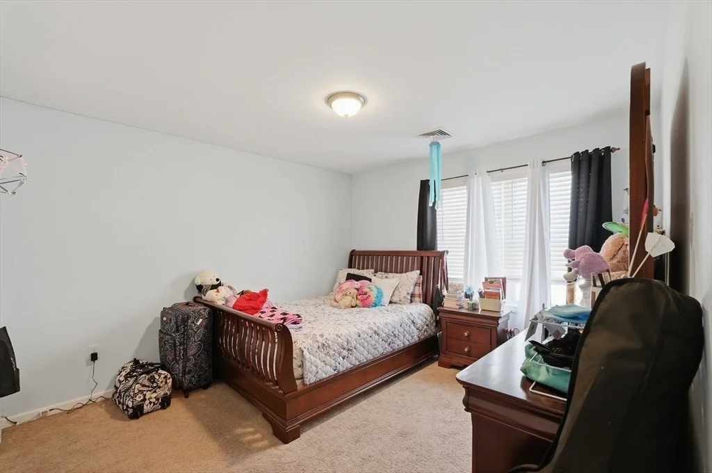 Photo of 414 Bay Street