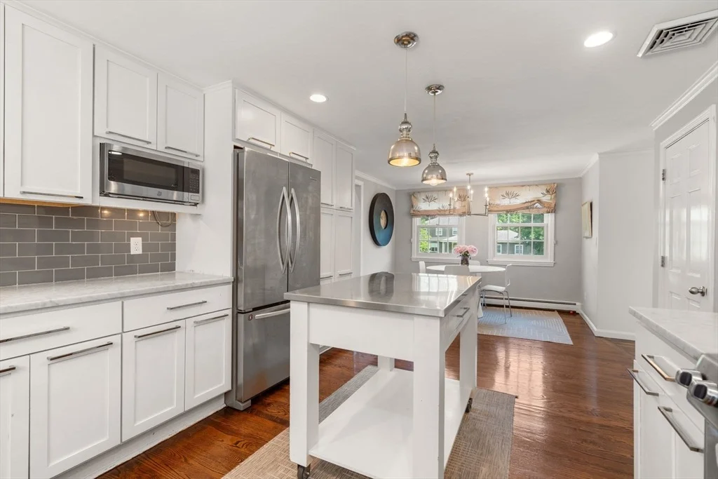 Photo of 18 Hearthstone Cir