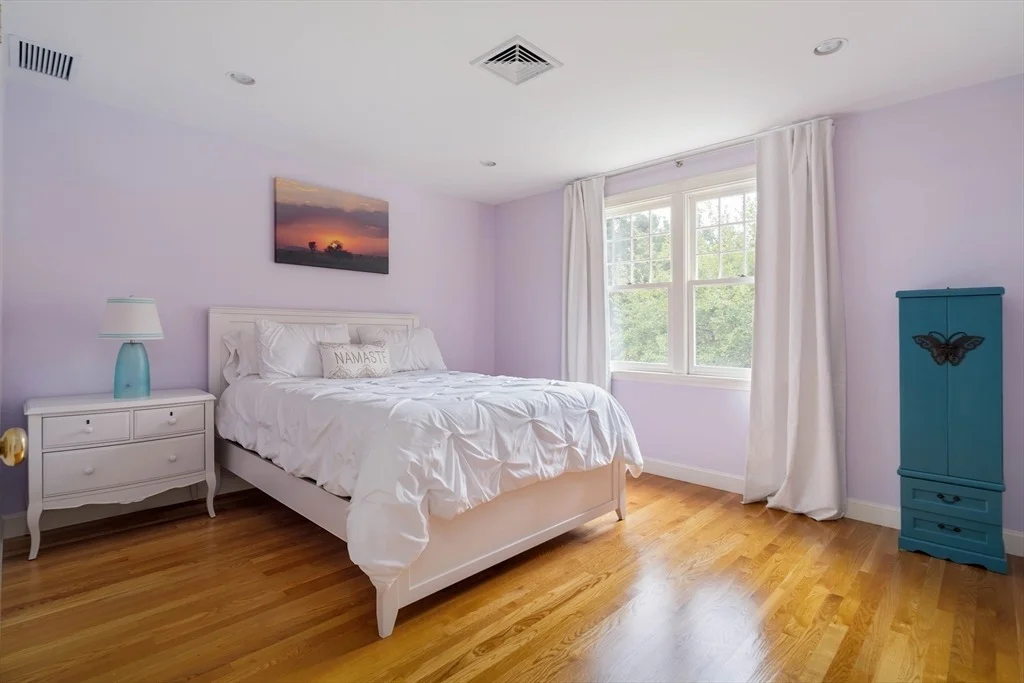 Photo of 38 Fuller Brook Rd