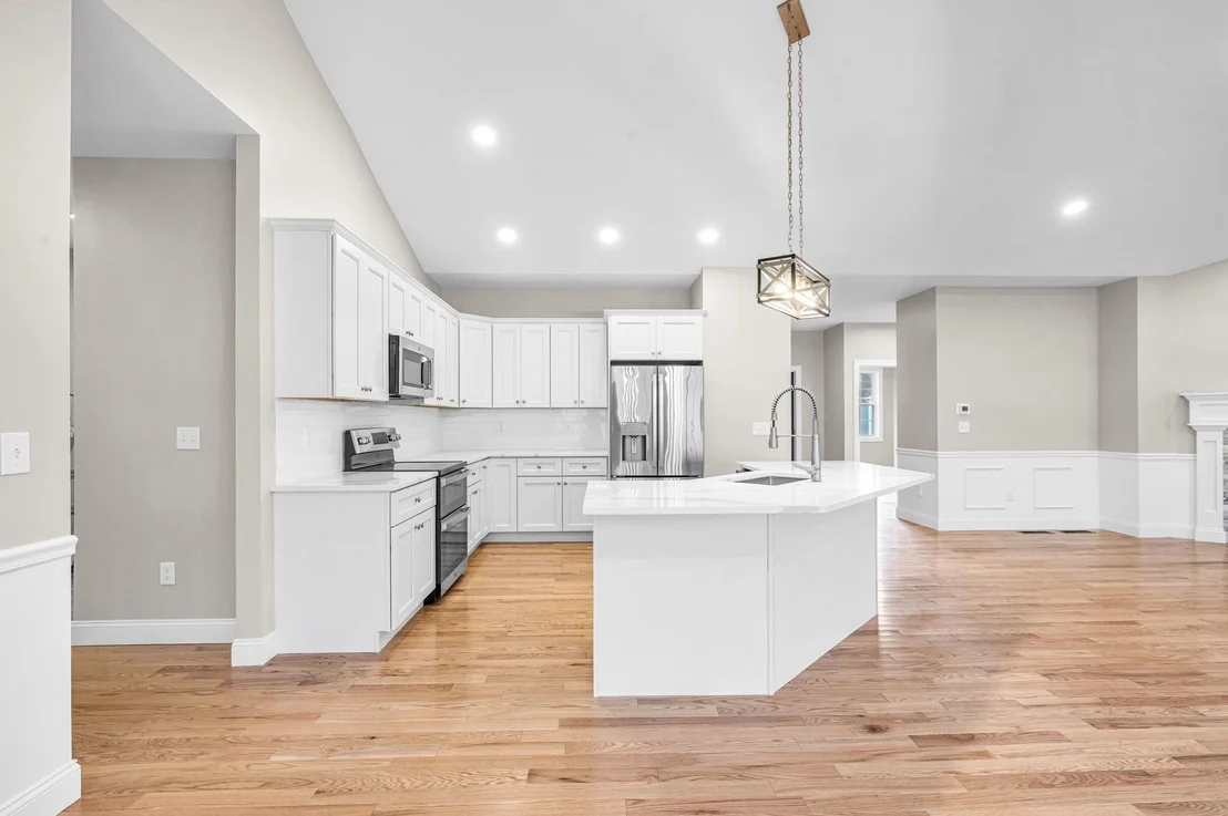 Photo of 15 High Bluff