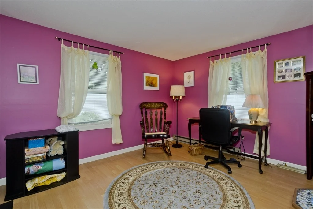 Photo of 299 Shaker Rd