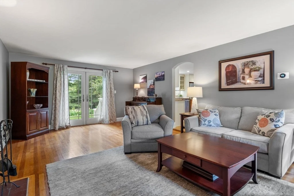 Photo of 15 Juniper Rd