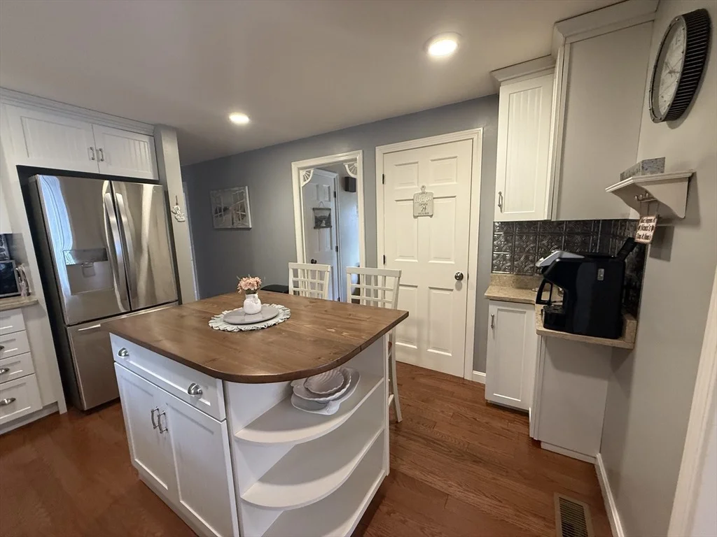 Photo of 106 Hickory Hill Circle