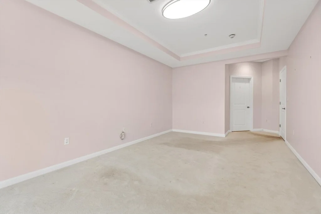 Photo of Unit 3302 at 107 Clocktower Dr
