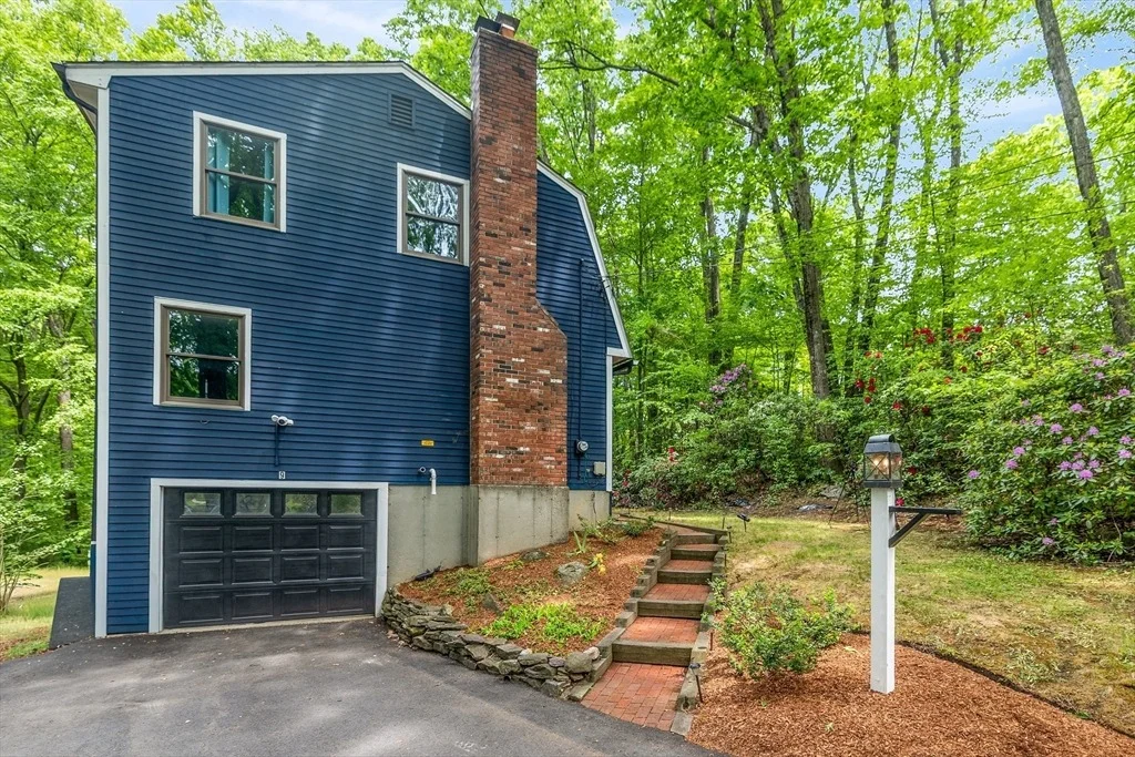 Photo of 9 Colonial Rd