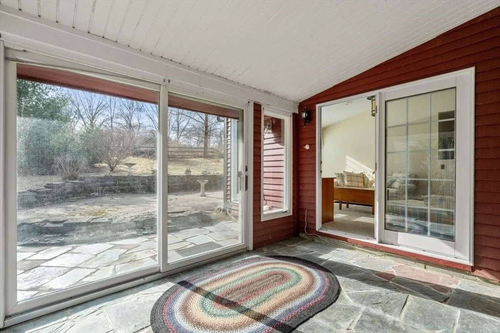 Photo of 422 Liberty Square Rd