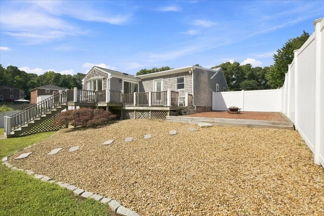 Photo of 46 Hoover Road