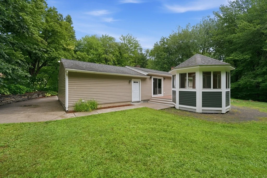 Photo of 15 Pine Ridge Rd