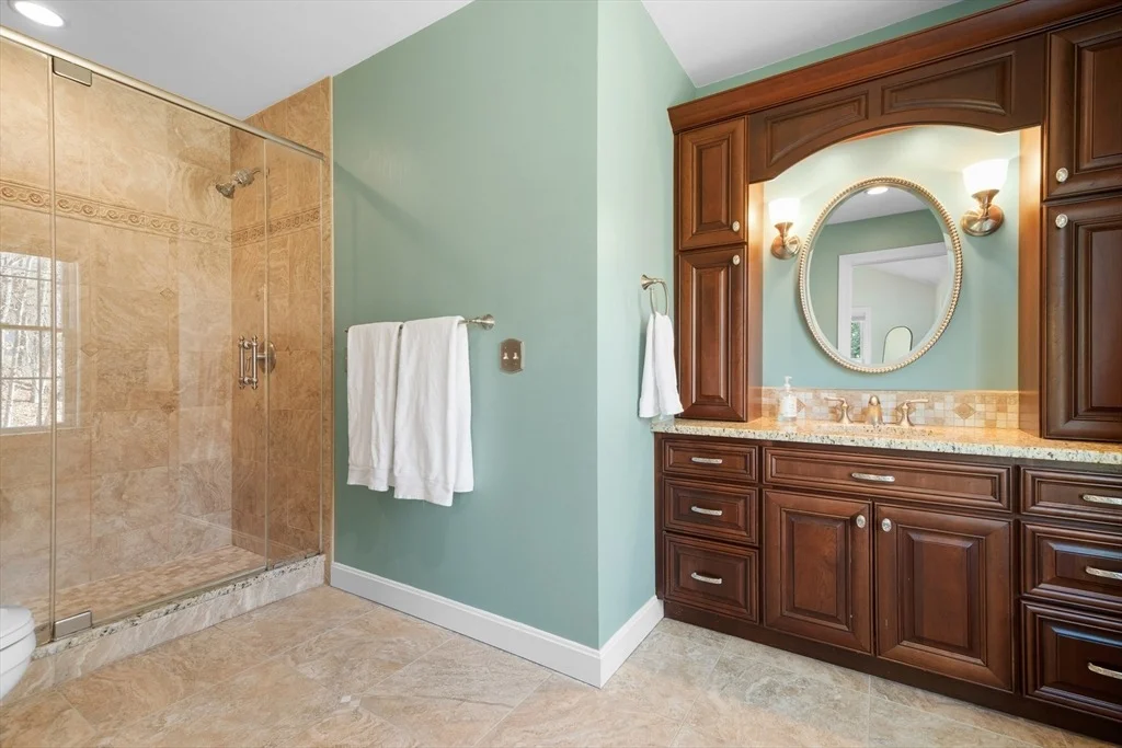Photo of 25 Woodside Cir