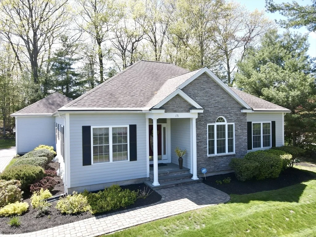 Photo of 176 Mary Catherine Dr
