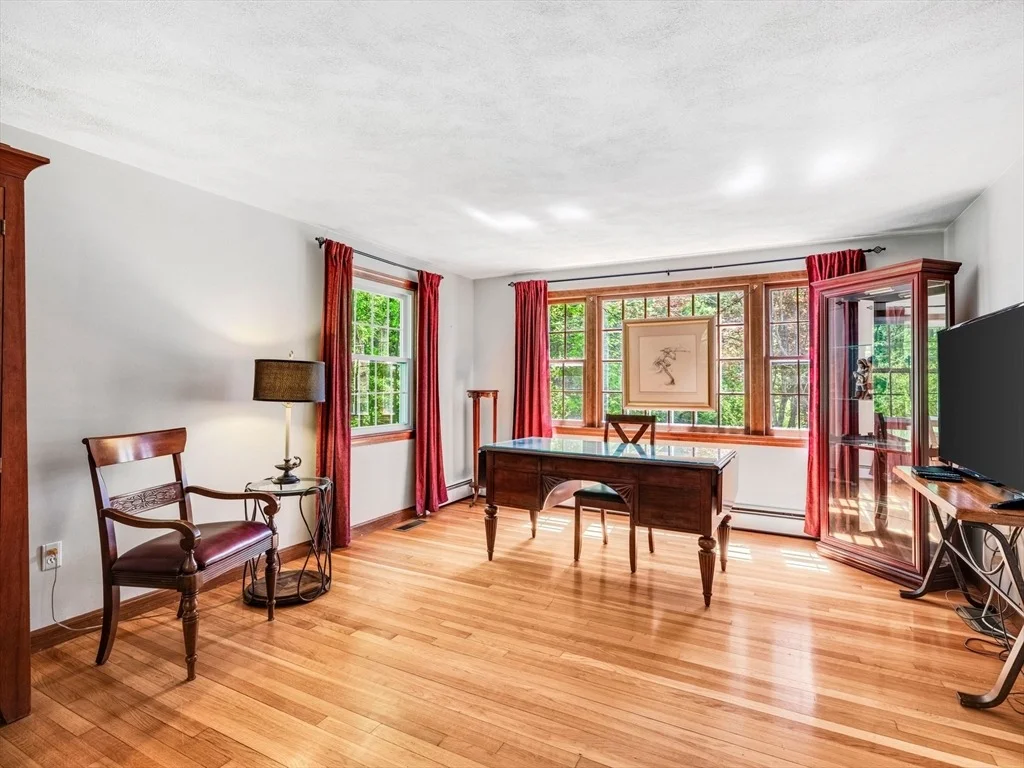 Photo of 147 Bare Hill Road
