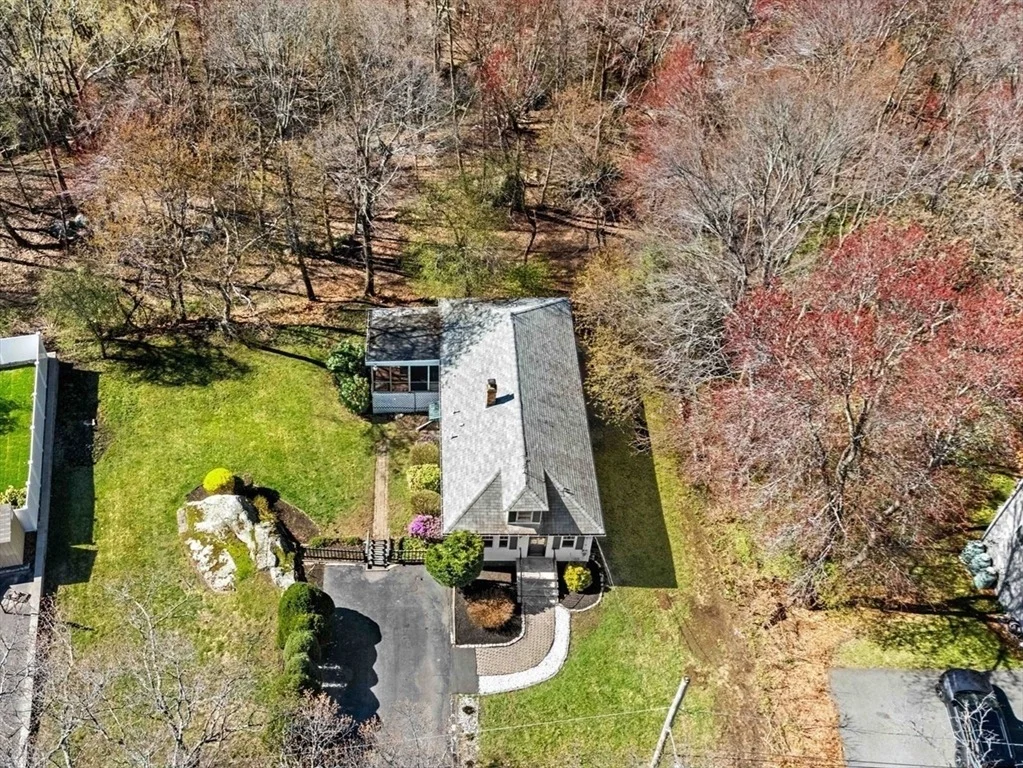 Photo of 12 Lake Ave