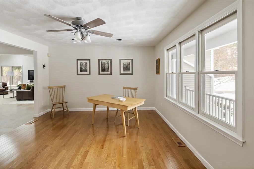 Photo of 15 Laurel Circle