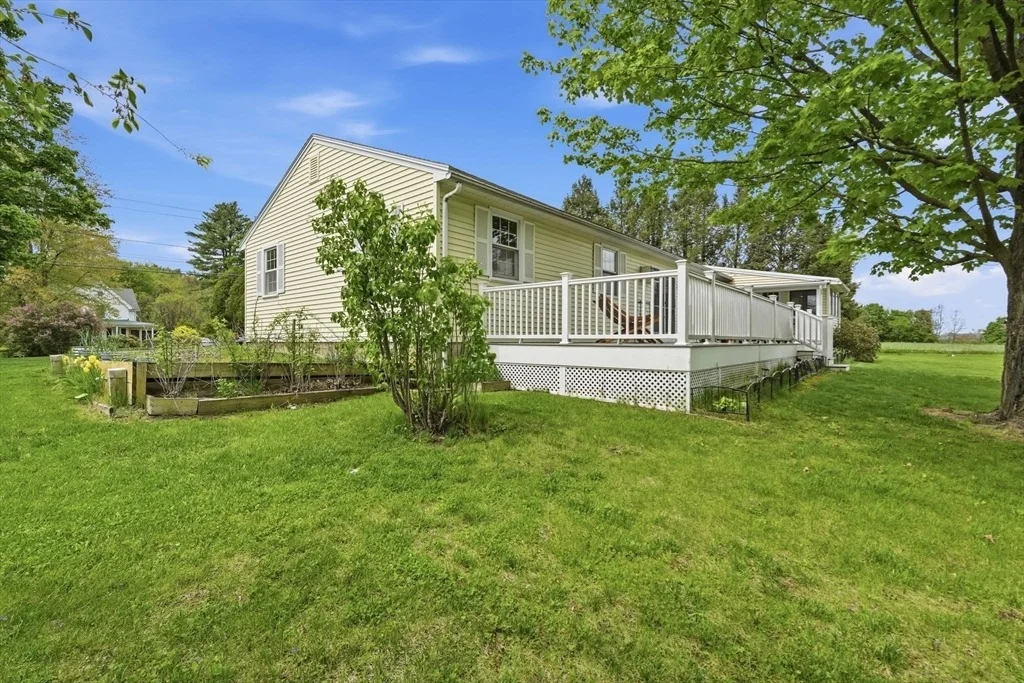 Photo of 73 N Maple St