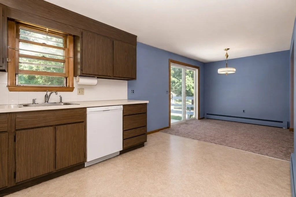 Photo of 33 Daniel Dr.
