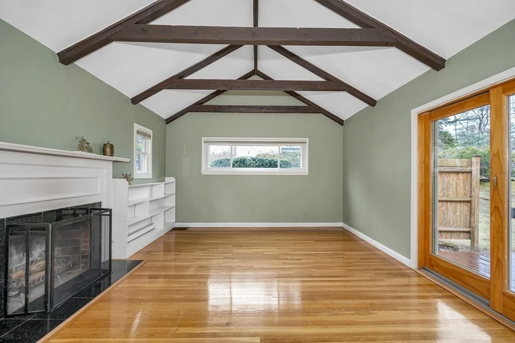 Photo of 14 Holton Road