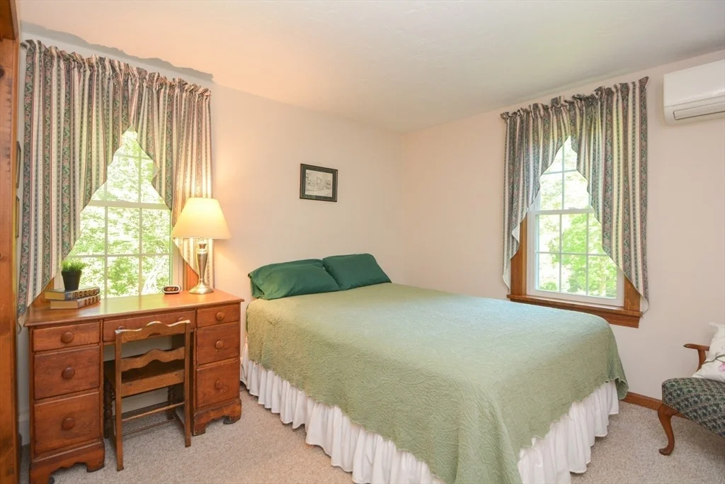 Photo of 33 Rockmeadow Rd Ext