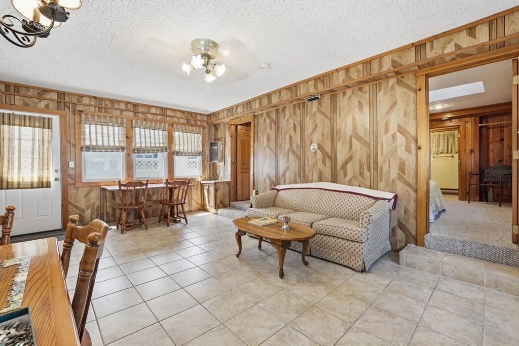 Photo of 7 Swift Ave