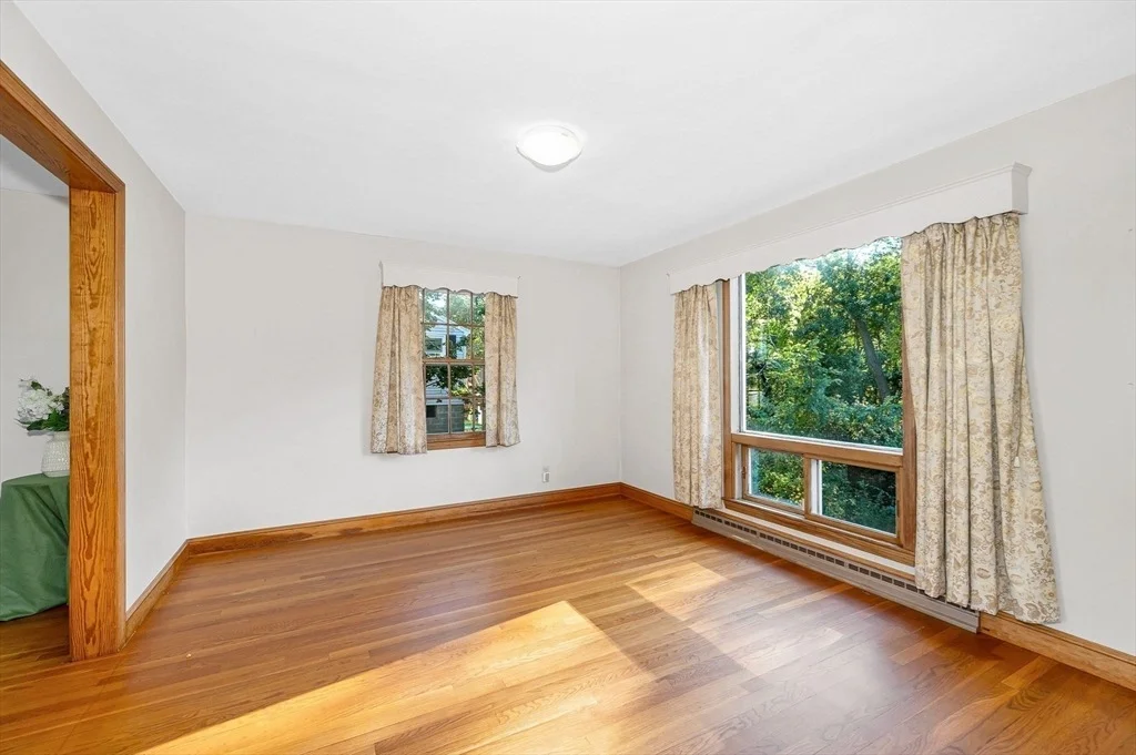 Photo of 342 Old Marsh Hill Rd