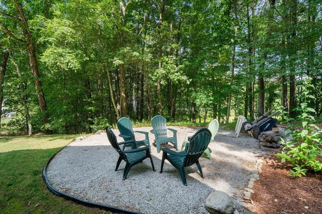Photo of 61 Easy St