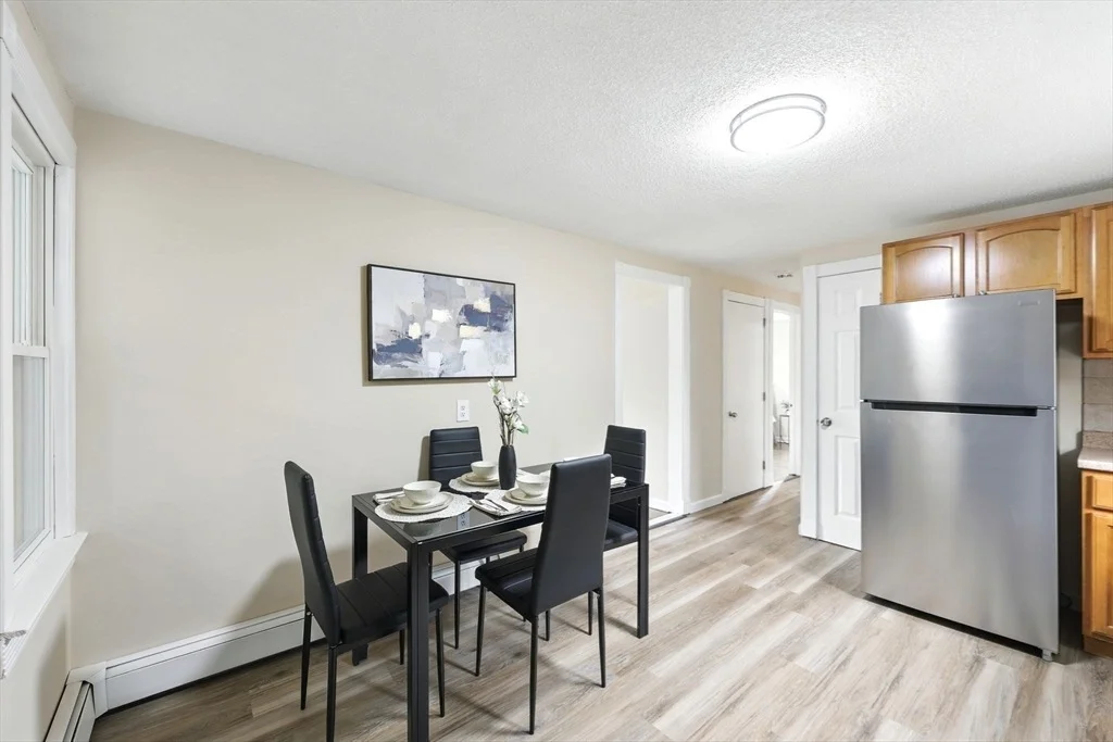 Photo of 147 Quaker St