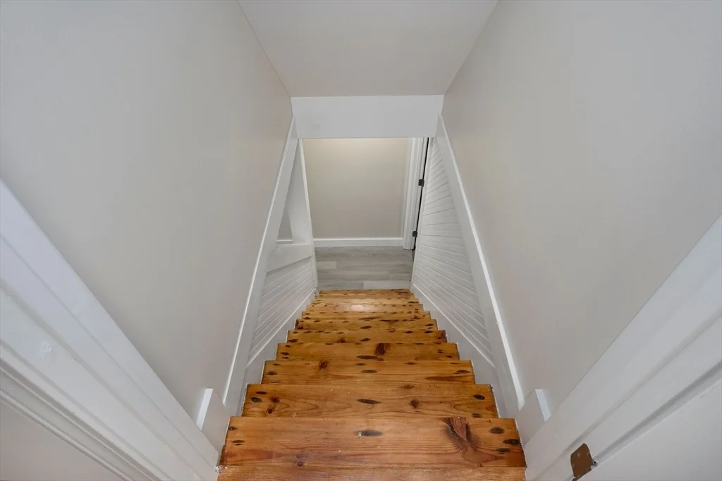 Photo of 103 Mayflower Ln