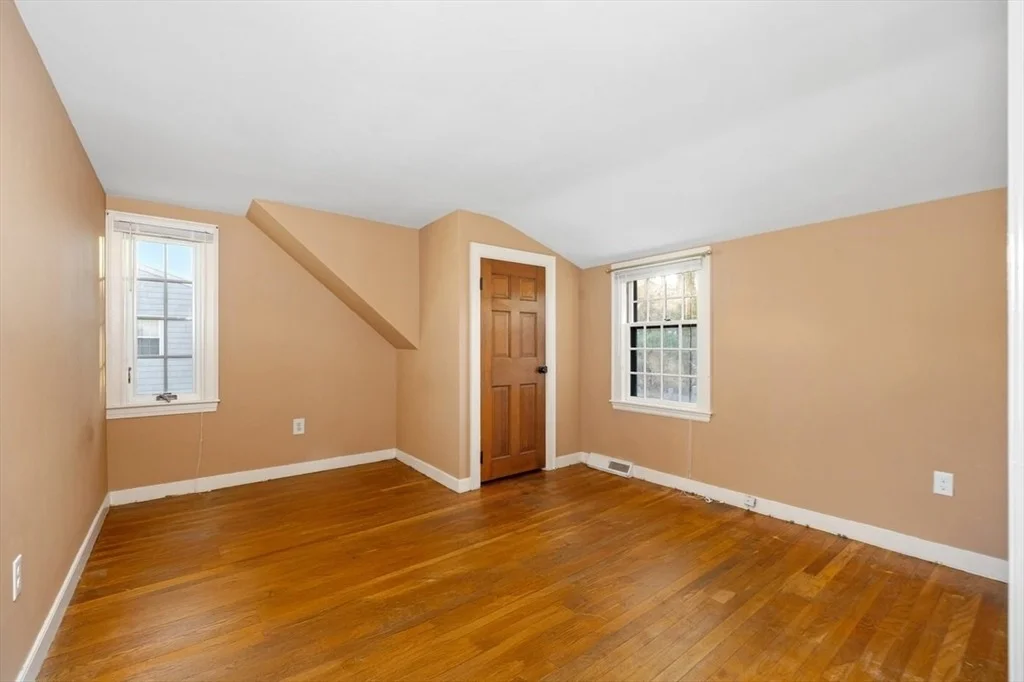 Photo of 12 Hoover Road