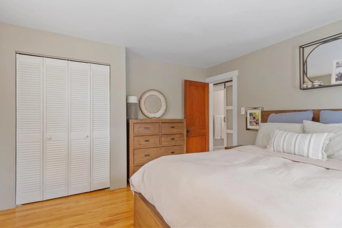 Photo of 48 Walnut St