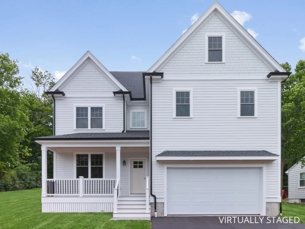 Photo of 113 Warwick Avenue