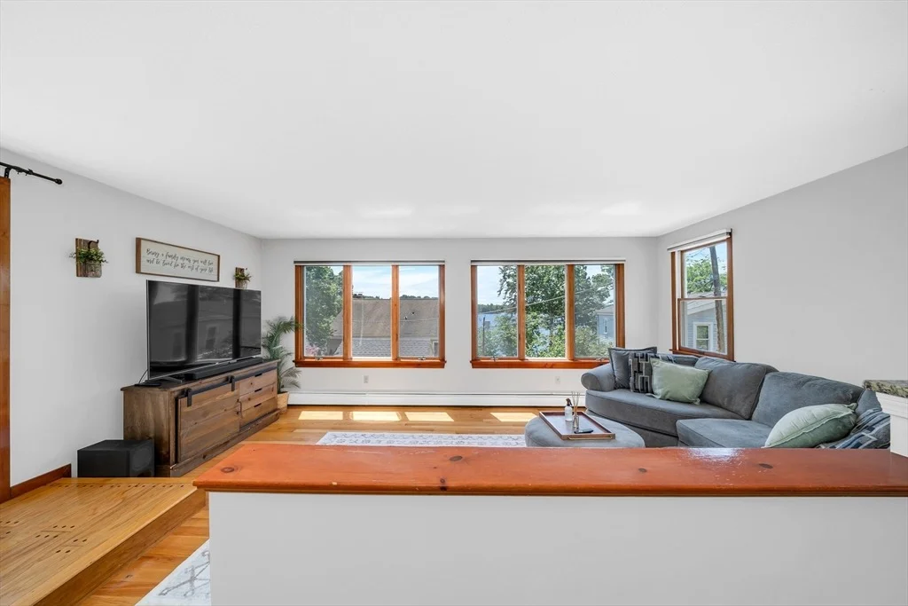 Photo of 11 Beech Ln