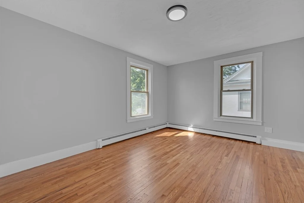 Photo of 302 Chestnut St