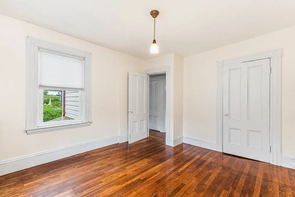 Photo of 85 Emmett Avenue