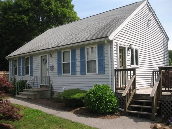 Photo of 8 Gushee Ln