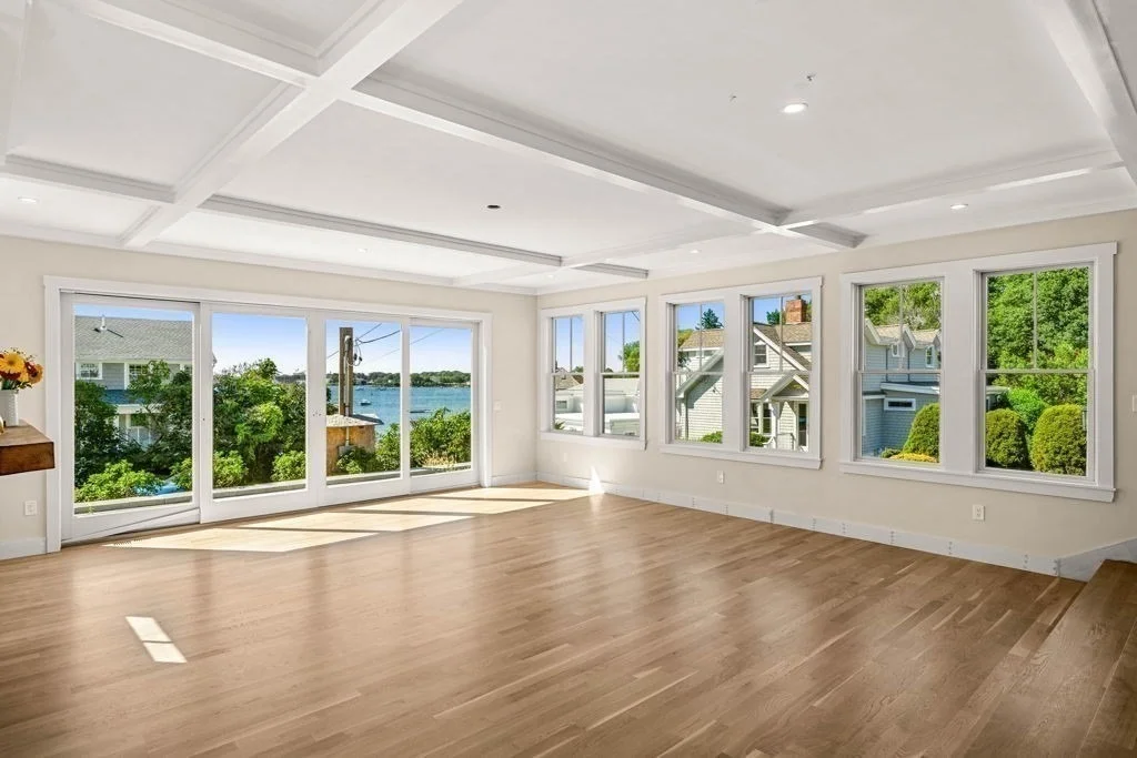 Photo of 10 Naugus Ave