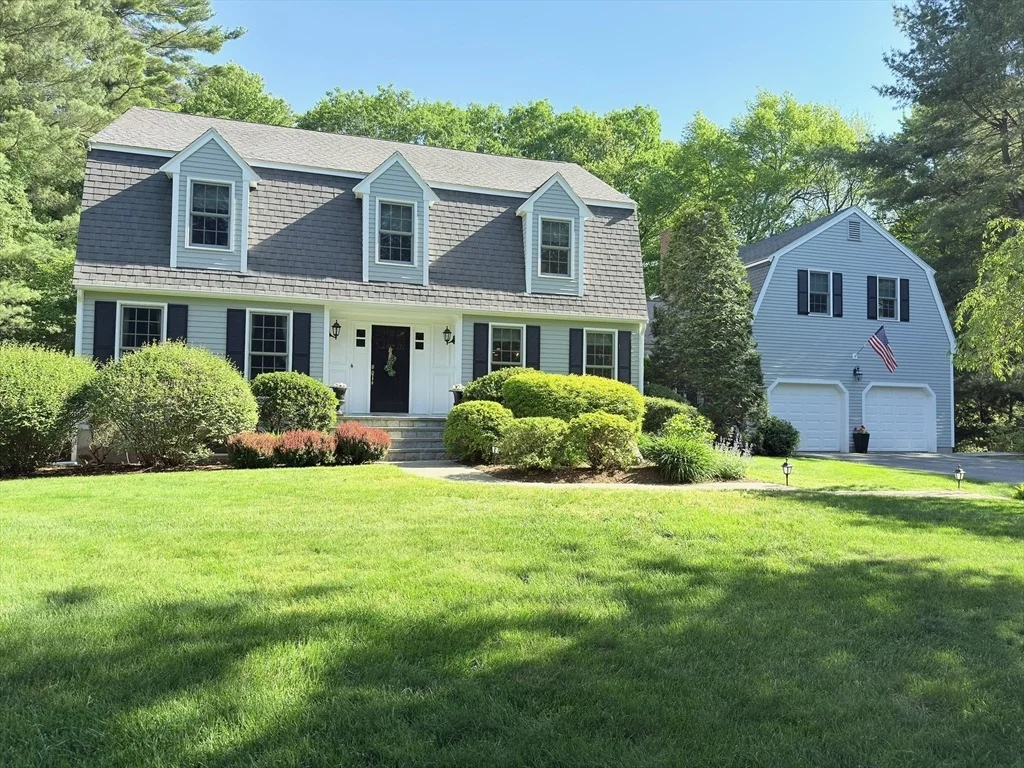 Photo of 19 Bubbling Brook Rd