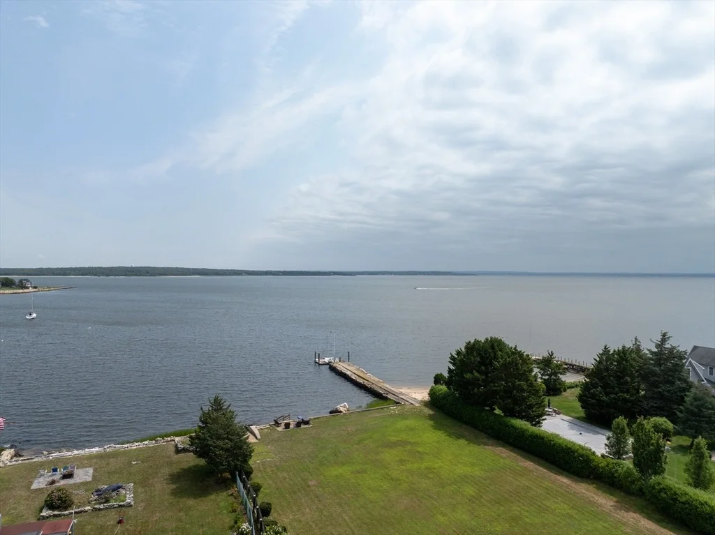 Photo of 272 Delano Rd
