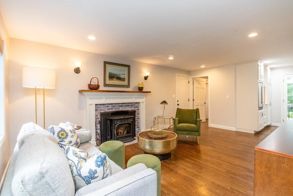 Photo of 620 Pleasant St
