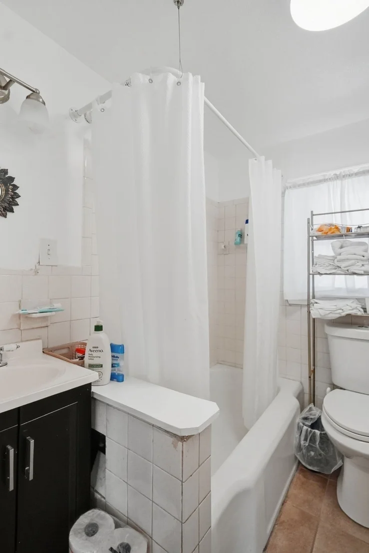 Photo of 150 Lawndale St