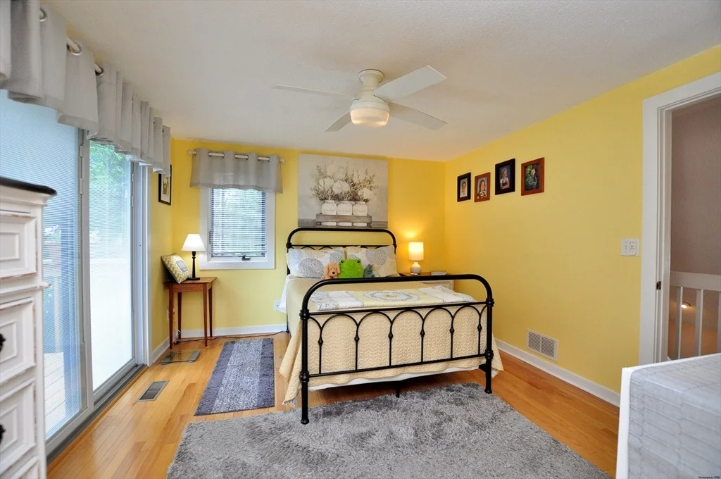 Photo of 154 Brook Ln