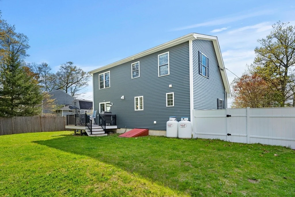 Photo of 32 Dennison Ave