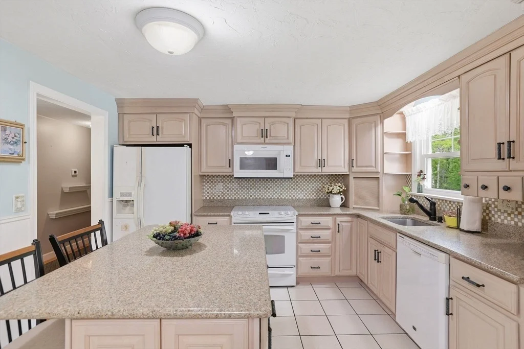 Photo of 17 Briggs Ave