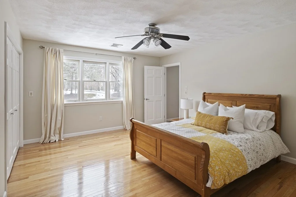 Photo of 15 Laurel Circle