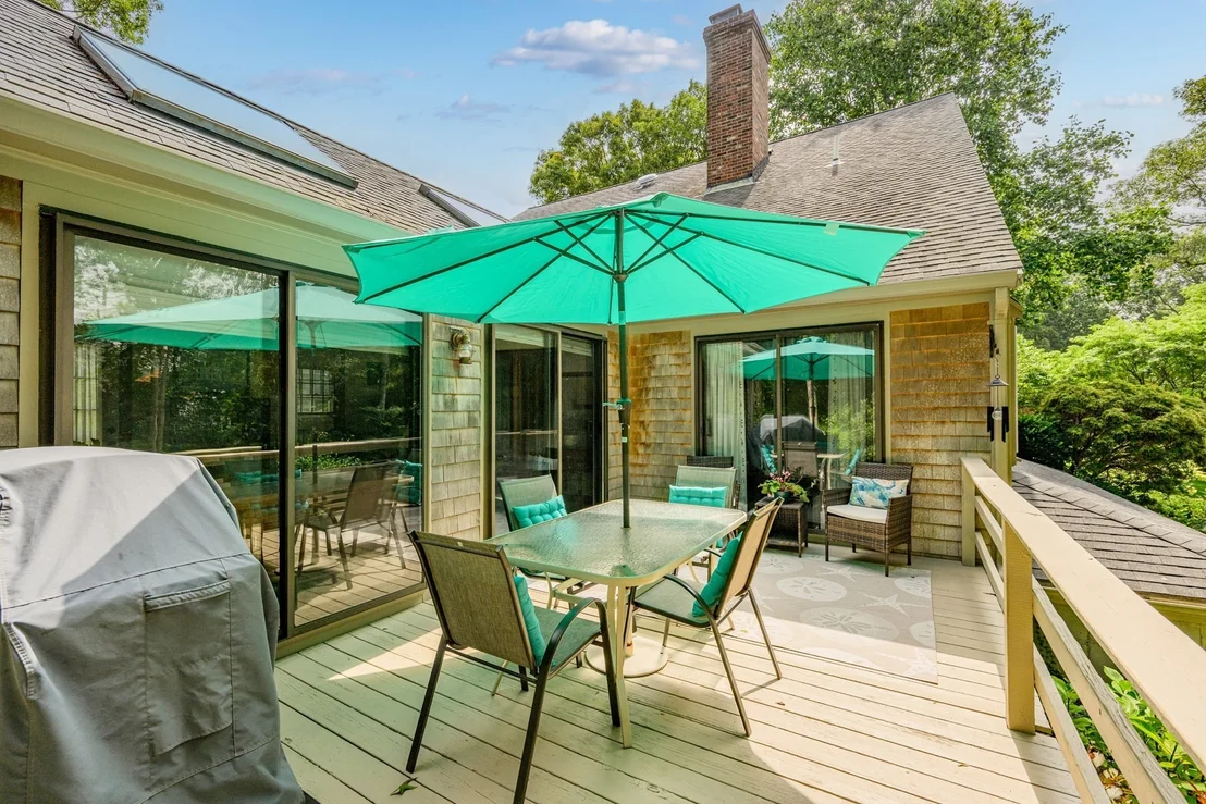 Photo of 8 Crestview Dr Ext